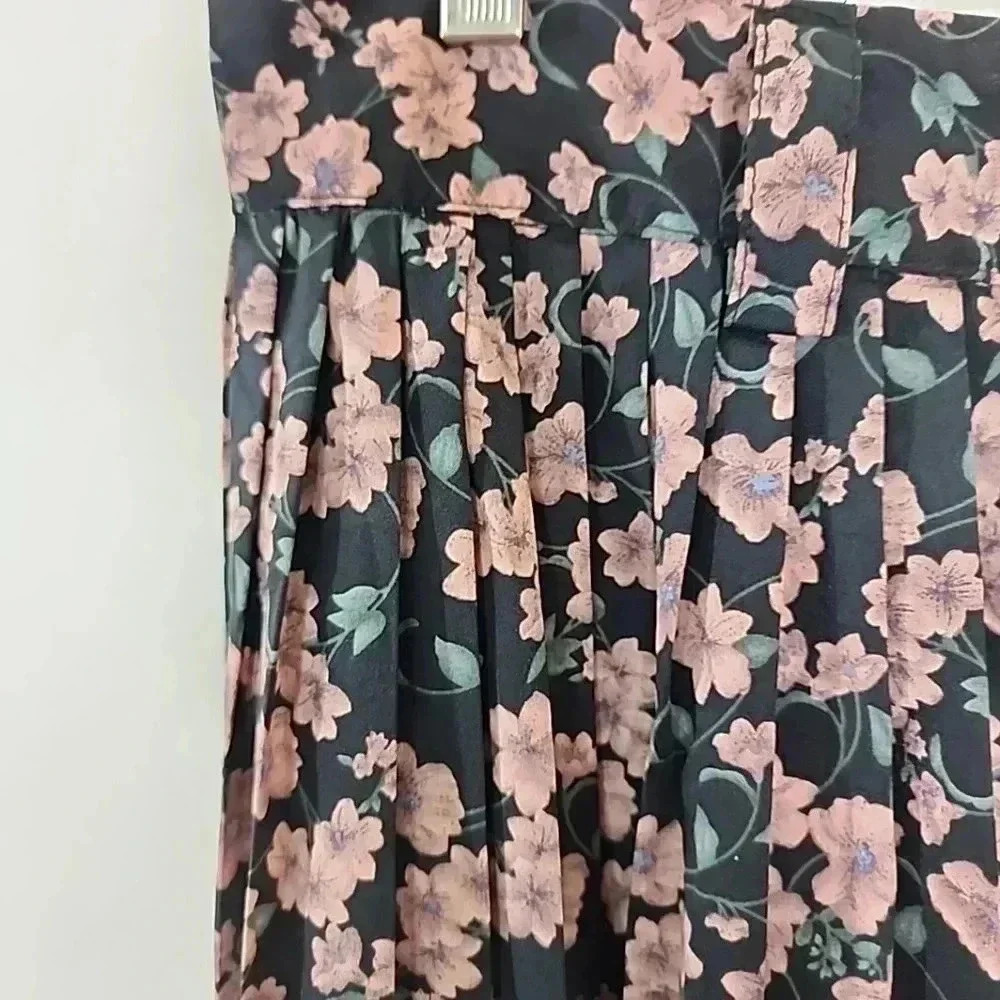 HAYDEN floral Pleaded Midi skirt. Nwt size Large - Picture 7 of 10